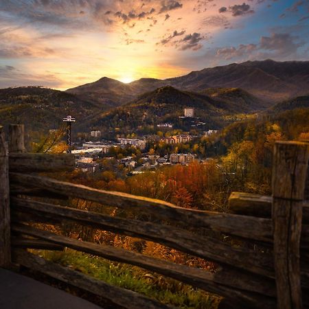The Mason Jar, Hot Tub, Wifi, 1089 Free Tickets Each Paid Day, Dollywood And More! Пиджен-Фордж Экстерьер фото