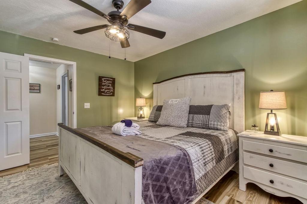 The Mason Jar, Hot Tub, Wifi, 1089 Free Tickets Each Paid Day, Dollywood And More! Пиджен-Фордж Экстерьер фото
