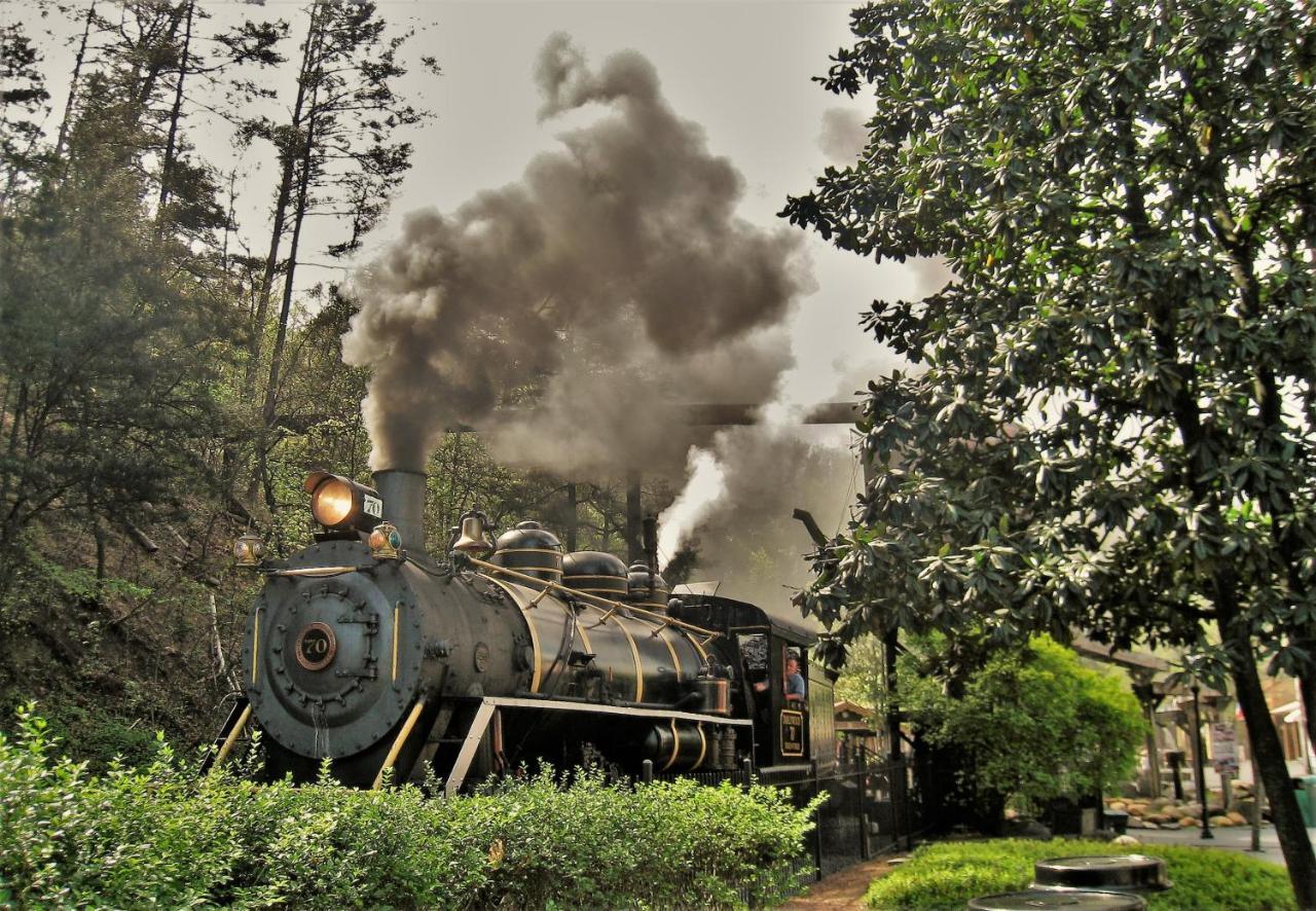 The Mason Jar, Hot Tub, Wifi, 1089 Free Tickets Each Paid Day, Dollywood And More! Пиджен-Фордж Экстерьер фото
